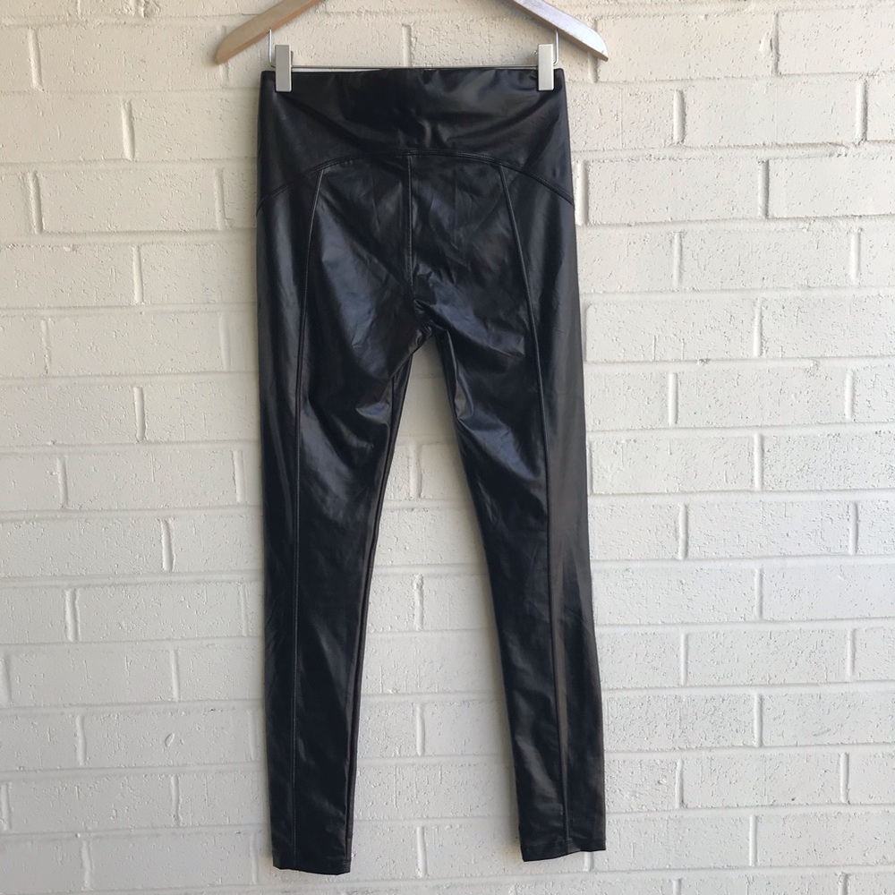 David Lerner Faux Leather Basic Black Leggings - Picture 6 of 8
